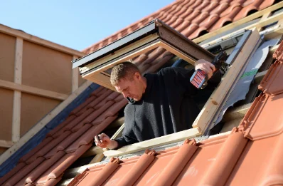 Pose de fenêtres de toit Velux aux Bois d'Anjou